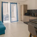 Charming & 1br Near Sea By Beyond Air! Great Location! *