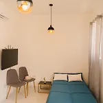 Apartment Charming & 1br Near Sea By Beyond Air! Great Location! *