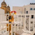 Apartamento Charming & 1br Near Sea By Beyond Air! Great Location!