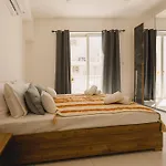 Charming & 1br Near Sea By Beyond Air! Great Location! Apartamento *