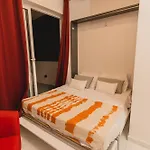 Apartment Charming & 1br Near Sea By Beyond Air! Great Location! *