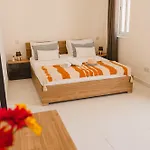 Charming & 1br Near Sea By Beyond Air! Great Location! Apartamento