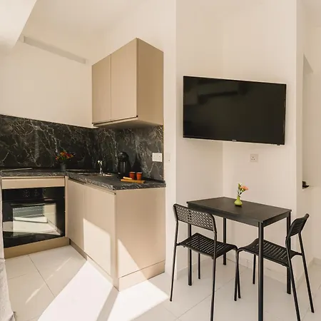Charming & 1br Near Sea By Beyond Air! Great Location! Gzira