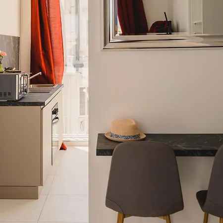 Charming & 1br Near Sea By Beyond Air! Great Location! شقة Gzira