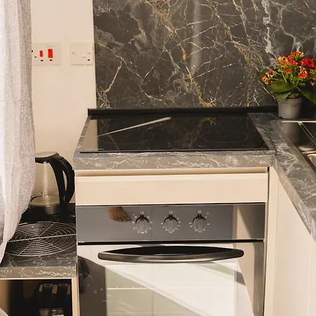 Apartamento Charming & 1br Near Sea By Beyond Air! Great Location! Gzira