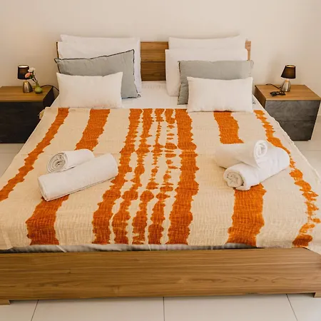 Charming & 1br Near Sea By Beyond Air! Great Location! Lägenhet Gzira